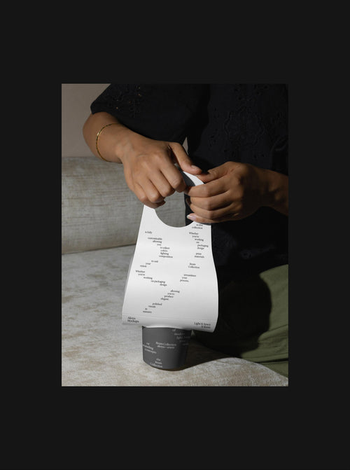 COFFEE-HOLDER-MOCKUP-04