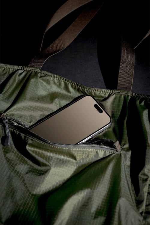 IPHONE-MOCKUP-045-BESTSELLER