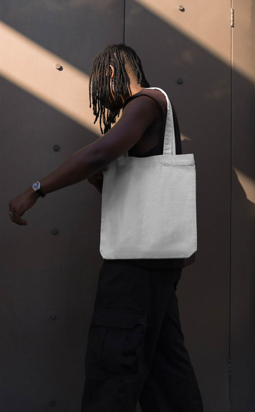 TOTE-BAG-MOCKUP-021