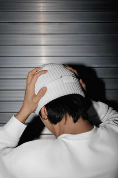 BEANIE-MOCKUP-02
