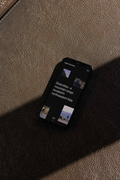 IPHONE-MOCKUP-01