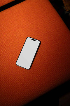 IPHONE-MOCKUP-042