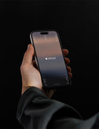 IPHONE-MOCKUP-037