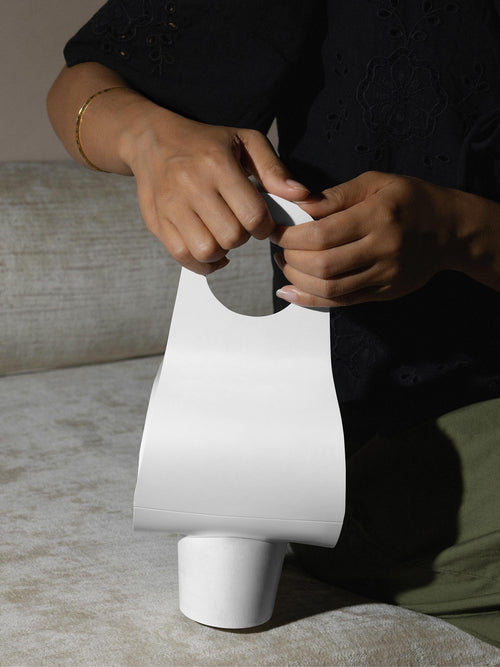 COFFEE-HOLDER-MOCKUP-04