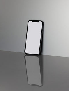 IPHONE-MOCKUP-03