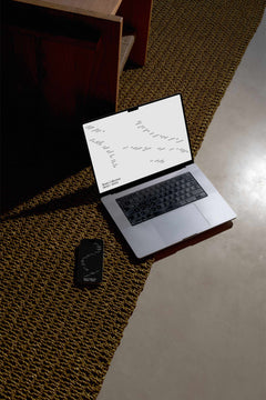 MACBOOK-MOCKUP-023