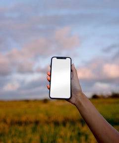 IPHONE-MOCKUP-029