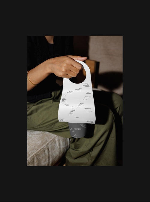 COFFEE-HOLDER-MOCKUP-01